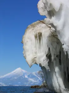 380 猪苗代湖の冬景色